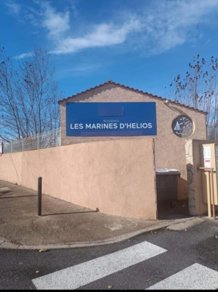 Les Marines D'Helios Villa Le Castellas Екстериор снимка